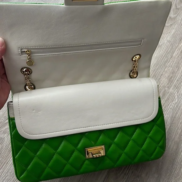 Green quilted leather bag - Picture 6 of 12